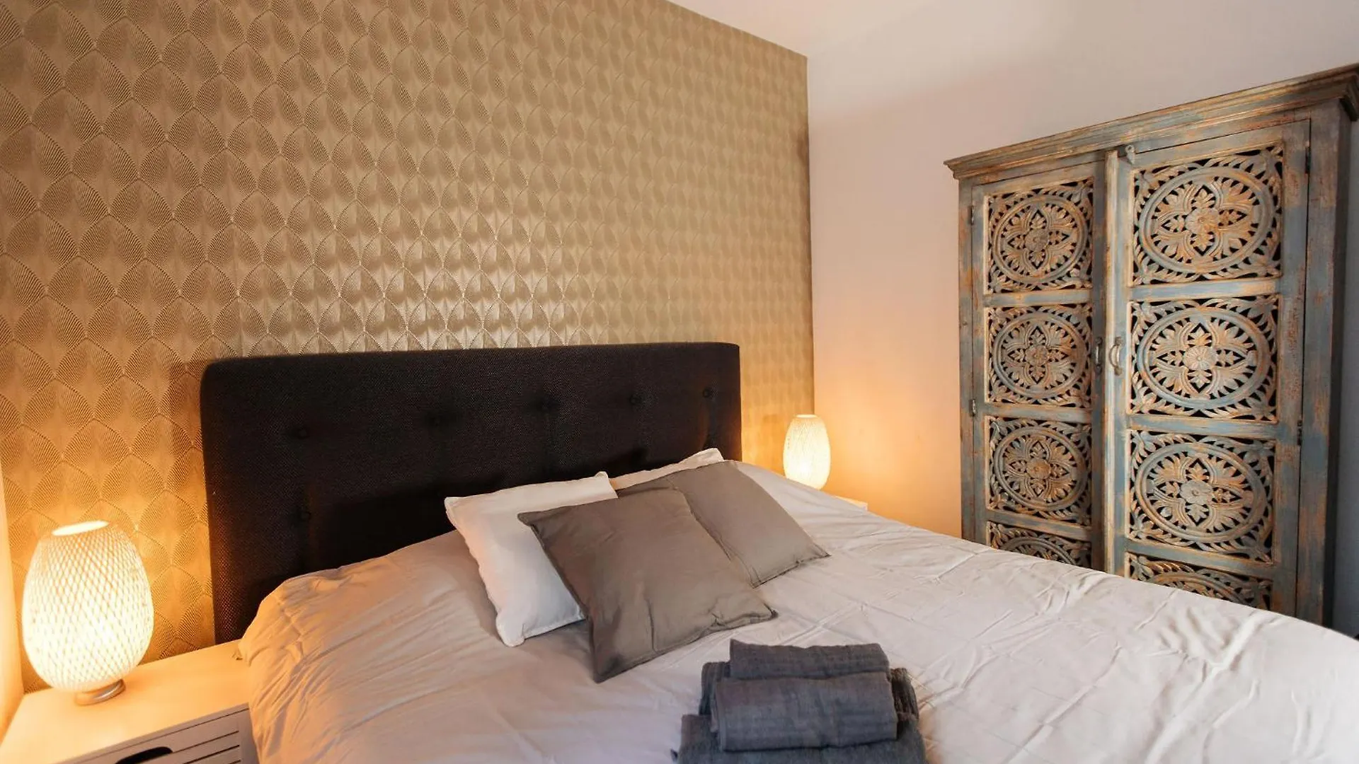 Casa Riad Met Prive Patio Malaga Apartment