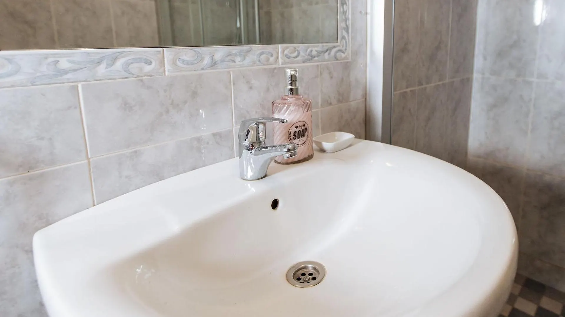Apartment Casa Riad Met Prive Patio Malaga Spain
